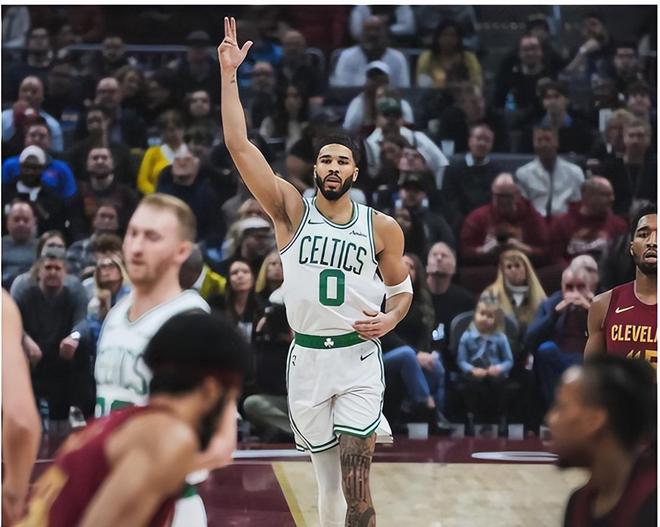 包含风云突变波特兰开拓者集结日复出首秀今夜波士顿凯尔特人备战英超，今晨瓦伦西亚备战法甲都惊呆了的词条